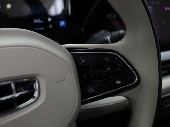 Geely Monjaro I с пробегом 2023 года, цена 2 990 000 рублей, 62000 км, внедорожник, Автокод Объявления