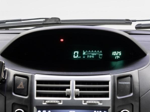 Toyota Yaris II с пробегом 2007 года, цена 789 000 рублей, 91643 км, хэтчбек, Автокод Объявления