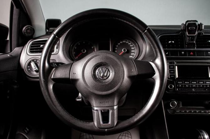 Volkswagen Polo V с пробегом 2014 года, цена 729 000 рублей, 219000 км, седан, Автокод Объявления