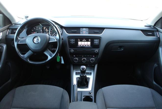 Skoda Octavia III (A7) с пробегом 2014 года, цена 1 280 000 рублей, 162035 км, лифтбек, Автокод Объявления