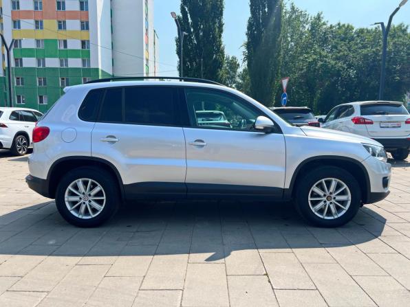 Volkswagen Tiguan I Рестайлинг с пробегом 2015 года, цена 1 585 000 рублей, 210830 км, внедорожник, Автокод Объявления