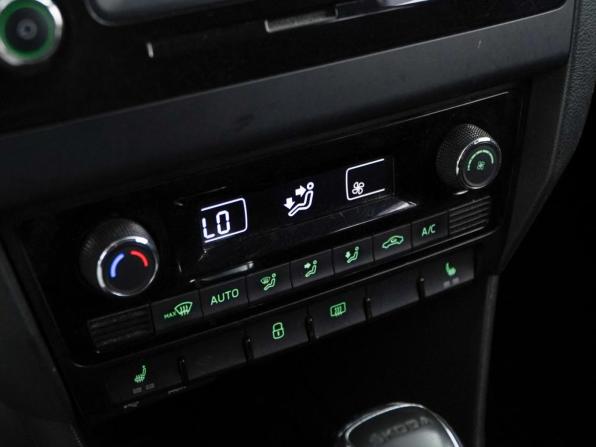 Skoda Rapid I с пробегом 2016 года, цена 1 327 444 рубля, 70852 км, лифтбек, Автокод Объявления