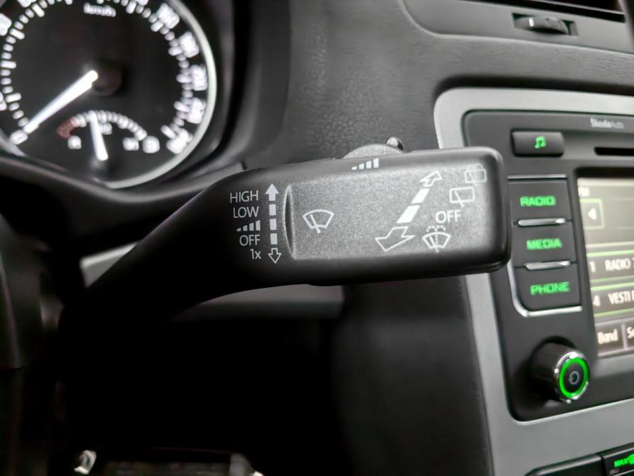 Skoda Octavia II (A5) Рестайлинг Москва  - изображение 15