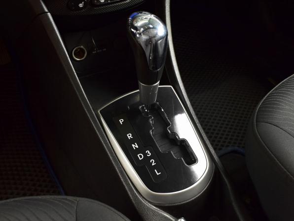Hyundai Solaris I с пробегом 2014 года, цена 1 049 995 рублей, 157865 км, седан, Автокод Объявления