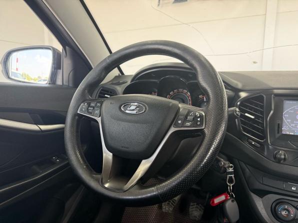 Lada (ВАЗ) Vesta I с пробегом 2017 года, цена 639 000 рублей, 281321 км, седан, Автокод Объявления