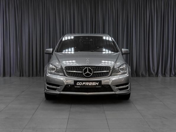 Mercedes-Benz C-Класс III (W204) Рестайлинг с пробегом 2013 года, цена 1 819 000 рублей, 241719 км, седан, Автокод Объявления
