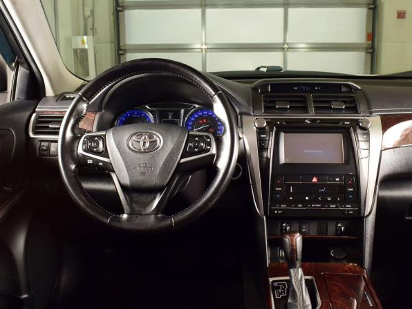 Toyota Camry VII (XV50) Рестайлинг 2 с пробегом 2017 года, цена 2 099 999 рублей, 164583 км, седан, Автокод Объявления