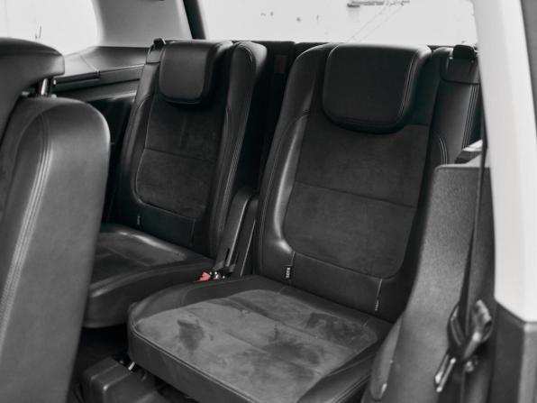 Volkswagen Sharan II с пробегом 2011 года, цена 1 225 000 рублей, 158487 км, минивэн, Автокод Объявления