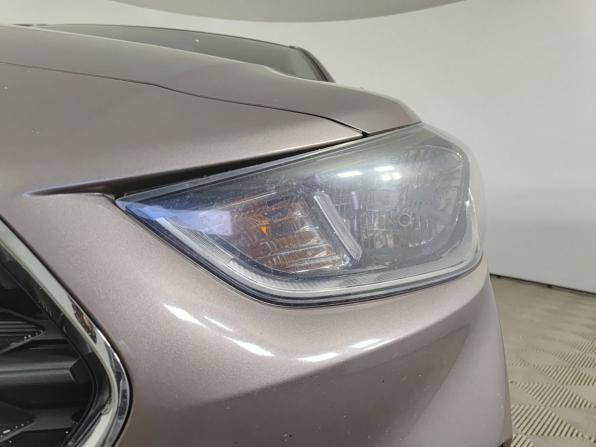 Hyundai Solaris II с пробегом 2018 года, цена 1 250 000 рублей, 180000 км, седан, Автокод Объявления