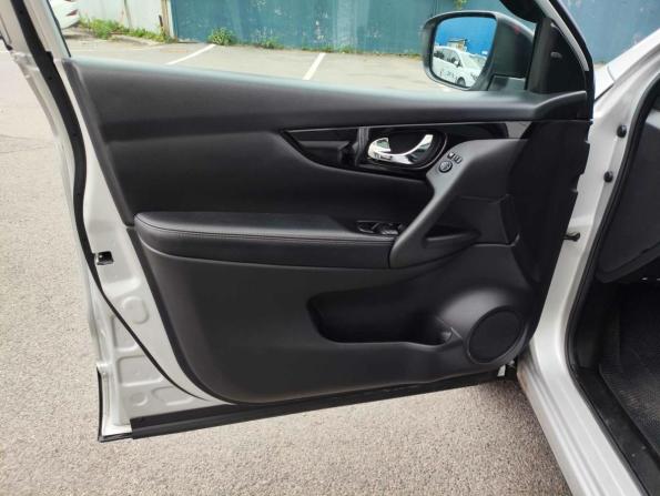 Nissan Qashqai II с пробегом 2018 года, цена 2 039 000 рублей, 35302 км, внедорожник, Автокод Объявления