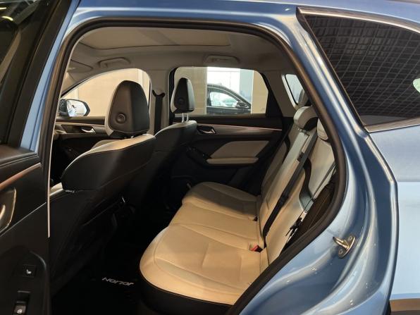 Haval Jolion I Рестайлинг с пробегом 2024 года, цена 2 425 000 рублей, 4265 км, внедорожник, Автокод Объявления