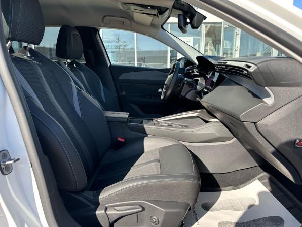 Peugeot 308 III с пробегом 2022 года, цена 2 180 000 рублей, 59000 км, универсал, Автокод Объявления