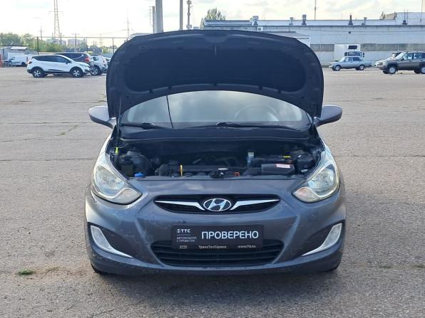 Hyundai Solaris I с пробегом 2012 года, цена 780 000 рублей, 180001 км, седан, Автокод Объявления