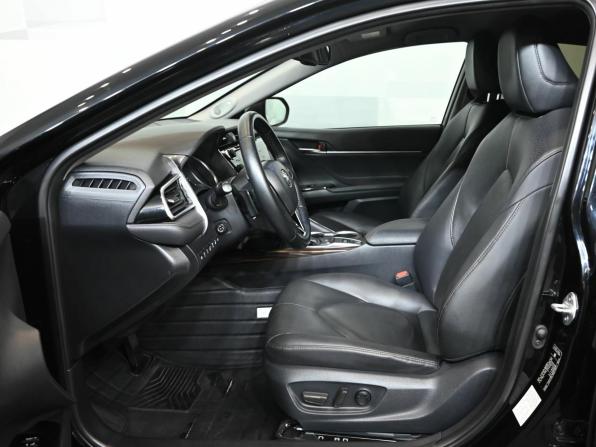 Toyota Camry VIII (XV70) с пробегом 2019 года, цена 3 300 000 рублей, 122300 км, седан, Автокод Объявления
