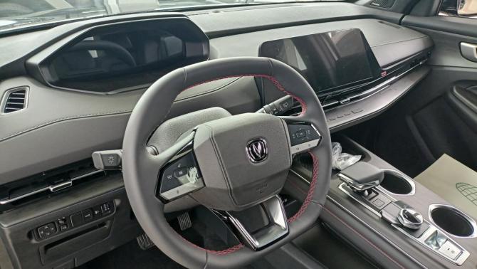 Changan UNI-S (CS55 Plus) I Рестайлинг с пробегом 2025 года, цена 3 050 000 рублей, 3 км, внедорожник, Автокод Объявления
