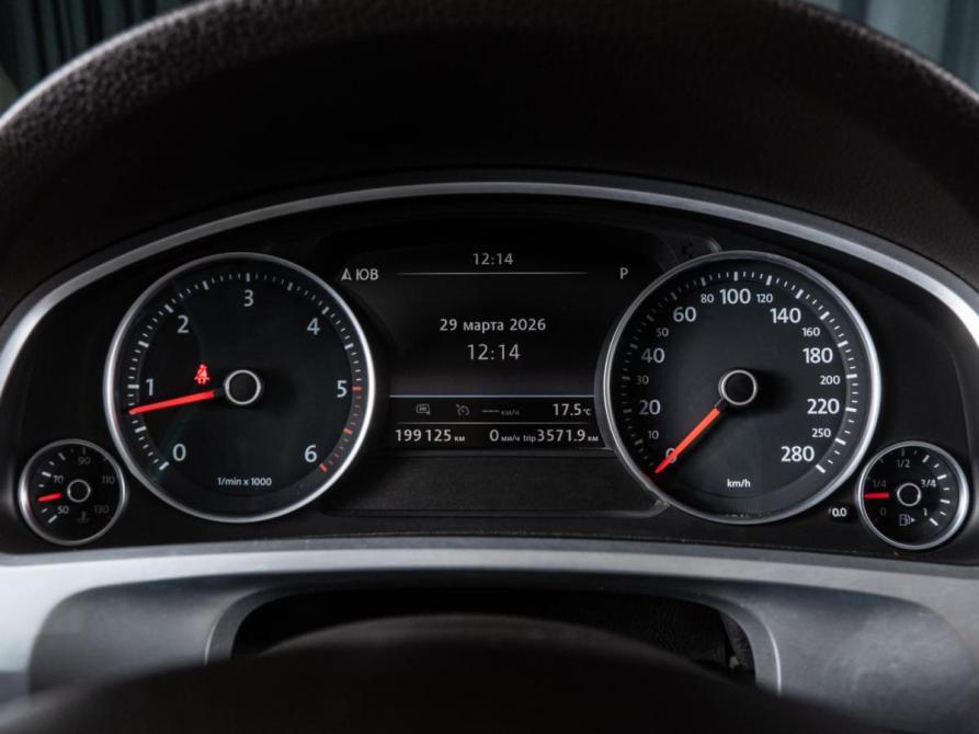 Volkswagen Touareg II Рестайлинг Волгоград  - изображение 14