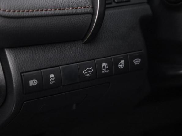 Toyota Camry VIII (XV70) с пробегом 2020 года, цена 2 950 000 рублей, 105585 км, седан, Автокод Объявления
