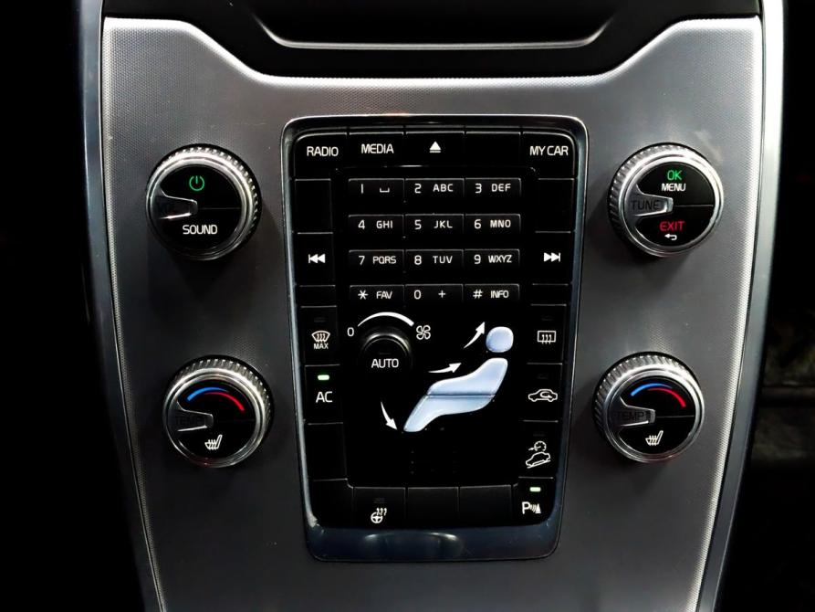 Volvo XC70 II Рестайлинг Москва  - изображение 15