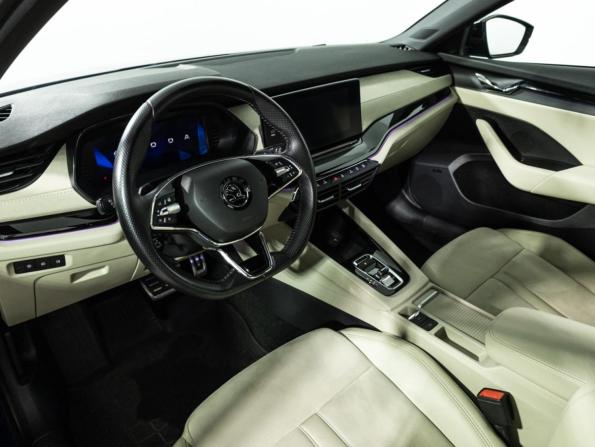 Skoda Octavia IV (A8) с пробегом 2022 года, цена 3 059 100 рублей, 79230 км, лифтбек, Автокод Объявления