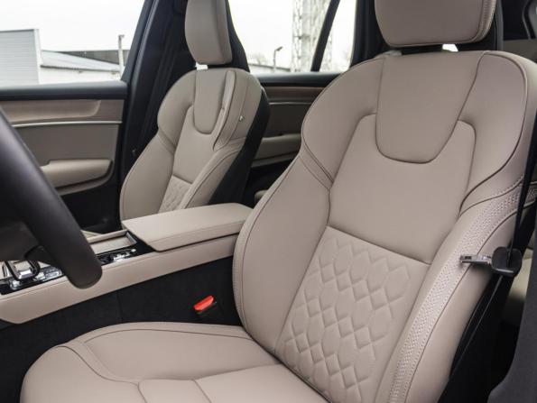 Volvo XC90 II Рестайлинг 2 с пробегом 2025 года, цена 8 000 000 рублей, 36 км, внедорожник, Автокод Объявления