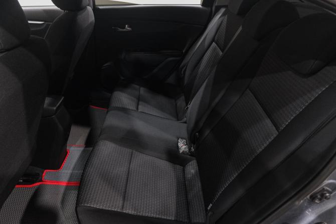 Kia Rio IV Рестайлинг с пробегом 2020 года, цена 1 699 000 рублей, 94400 км, седан, Автокод Объявления