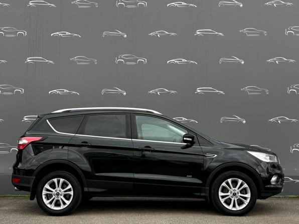Ford Kuga II Рестайлинг с пробегом 2018 года, цена 1 699 300 рублей, 109054 км, внедорожник, Автокод Объявления