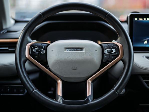 Haval Jolion I с пробегом 2022 года, цена 1 699 000 рублей, 38883 км, внедорожник, Автокод Объявления