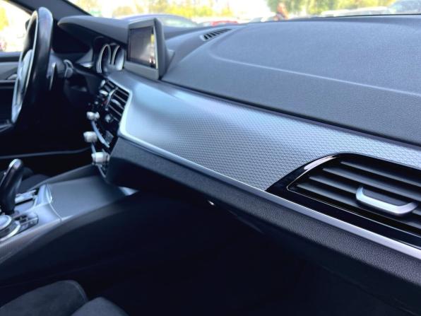 BMW 5 серии VII (G30/G31/G38) с пробегом 2018 года, цена 3 150 000 рублей, 122823 км, седан, Автокод Объявления