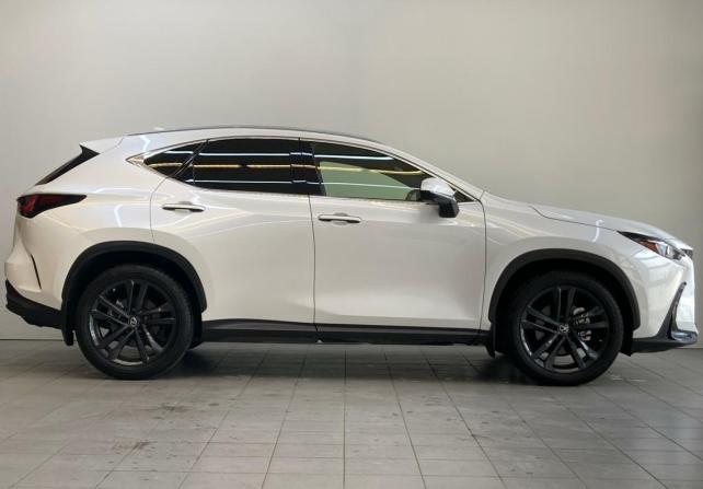 Lexus NX II с пробегом 2022 года, цена 5 900 000 рублей, 45252 км, внедорожник, Автокод Объявления