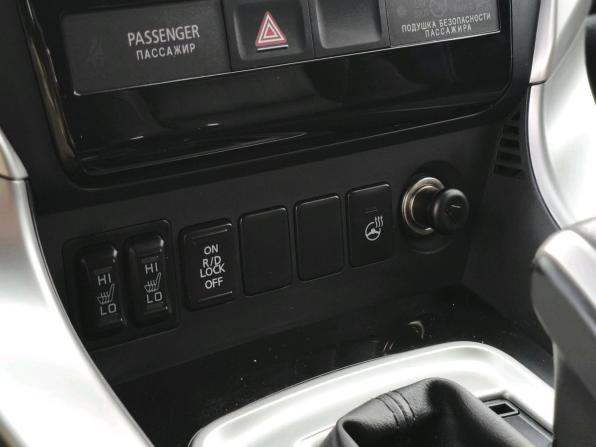 Mitsubishi Pajero Sport III с пробегом 2017 года, цена 2 850 000 рублей, 122770 км, внедорожник, Автокод Объявления