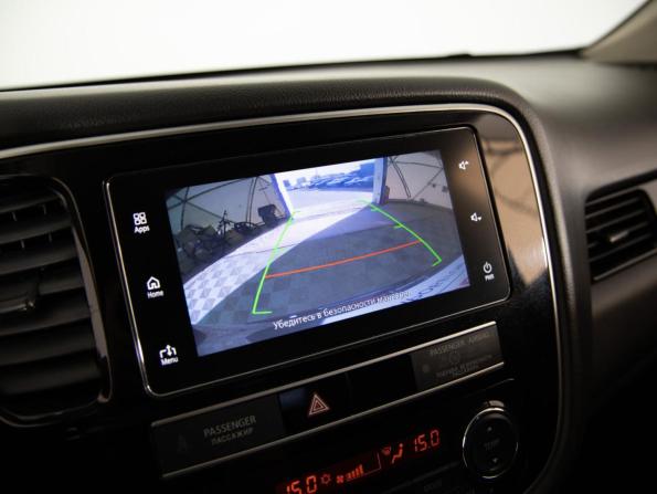 Mitsubishi Outlander III Рестайлинг 3 с пробегом 2020 года, цена 1 649 000 рублей, 202372 км, внедорожник, Автокод Объявления