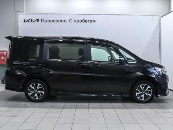 Honda Stepwgn V Рестайлинг с пробегом 2021 года, цена 2 599 000 рублей, 37604 км, минивэн, Автокод Объявления