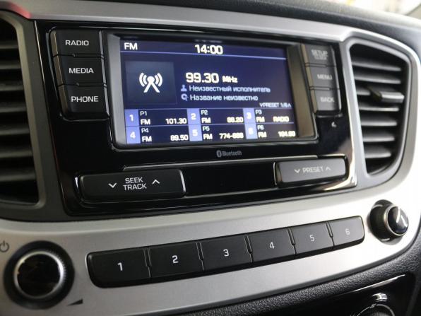 Hyundai Solaris II с пробегом 2018 года, цена 1 290 000 рублей, 94103 км, седан, Автокод Объявления