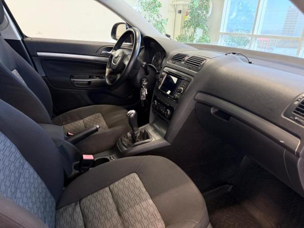 Skoda Octavia II (A5) Рестайлинг с пробегом 2010 года, цена 899 000 рублей, 150000 км, лифтбек, Автокод Объявления