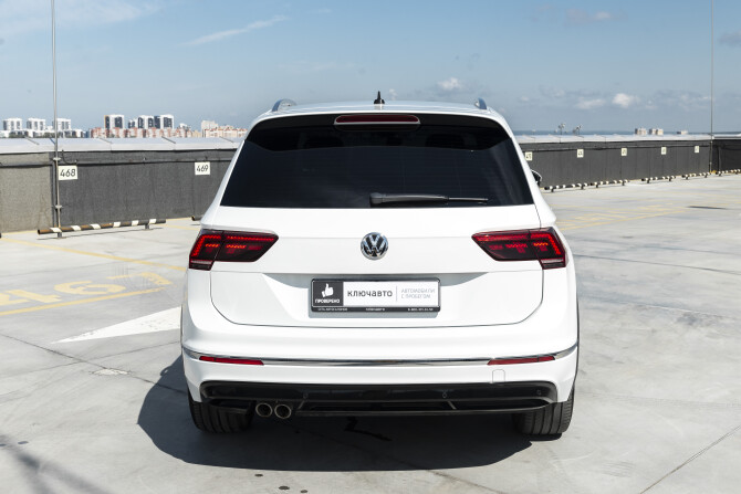 Volkswagen Tiguan II с пробегом 2017 года, цена 2 845 000 рублей, 115000 км, внедорожник, Автокод Объявления
