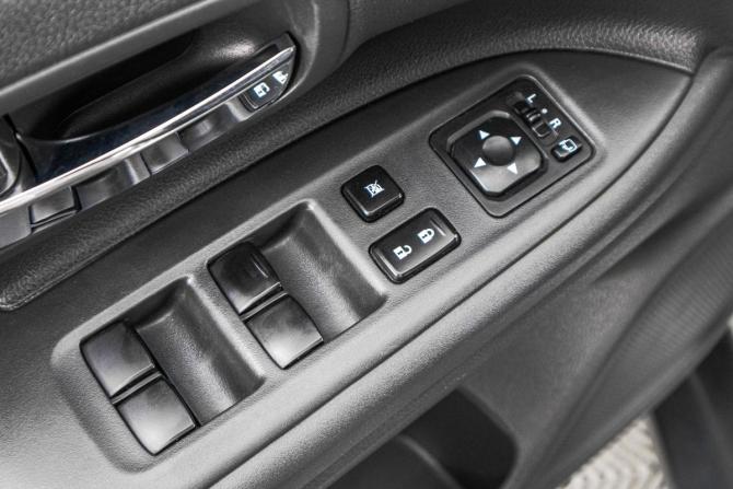 Mitsubishi Outlander III Рестайлинг с пробегом 2014 года, цена 1 799 000 рублей, 250000 км, внедорожник, Автокод Объявления