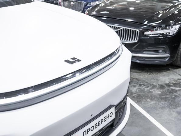Li Auto (Lixiang) L7 I Рестайлинг с пробегом 2024 года, цена 6 047 980 рублей, 42983 км, внедорожник, Автокод Объявления
