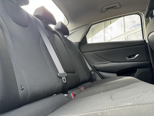 Hyundai Elantra VII (CN7) с пробегом 2022 года, цена 1 850 000 рублей, 147559 км, седан, Автокод Объявления