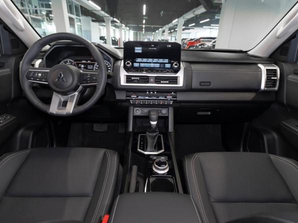 Mitsubishi L200 VI с пробегом 2026 года, цена 5 700 000 рублей, 27 км, пикап, Автокод Объявления