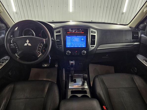 Mitsubishi Pajero IV Рестайлинг 2 с пробегом 2014 года, цена 2 450 000 рублей, 242000 км, внедорожник, Автокод Объявления