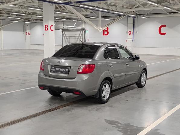 Kia Rio II Рестайлинг с пробегом 2010 года, цена 590 000 рублей, 251901 км, седан, Автокод Объявления