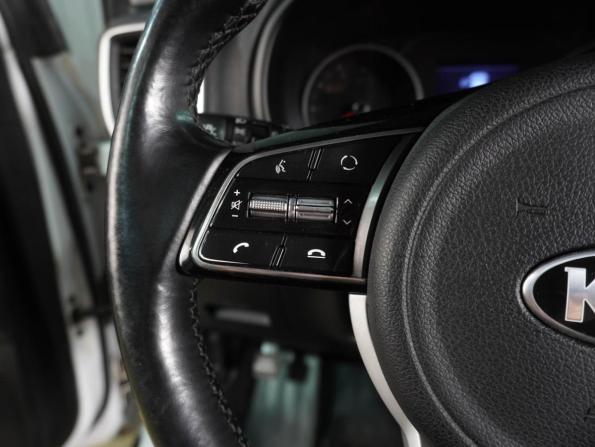 Kia Sportage IV Рестайлинг с пробегом 2022 года, цена 2 599 000 рублей, 97212 км, внедорожник, Автокод Объявления