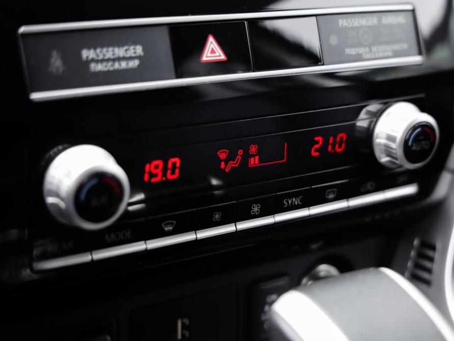 Mitsubishi Pajero Sport III Рестайлинг Санкт-Петербург  - изображение 18