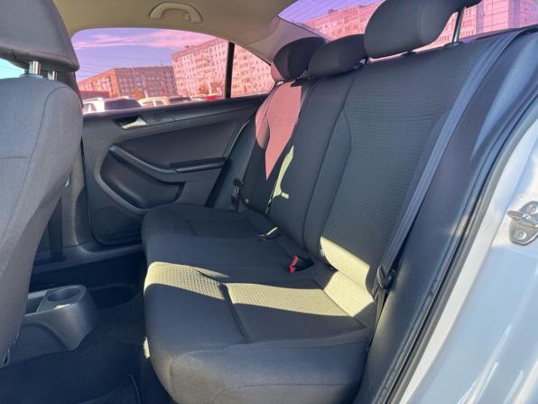 Volkswagen Jetta VI Рестайлинг с пробегом 2015 года, цена 1 079 000 рублей, 187000 км, седан, Автокод Объявления