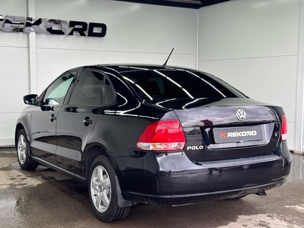 Volkswagen Polo V с пробегом 2014 года, цена 919 000 рублей, 165000 км, седан, Автокод Объявления