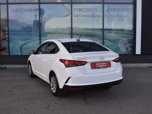 Hyundai Solaris II Рестайлинг с пробегом 2021 года, цена 1 590 000 рублей, 32387 км, седан, Автокод Объявления