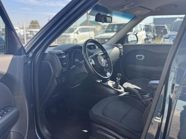 Kia Soul II Рестайлинг с пробегом 2017 года, цена 1 415 000 рублей, 60652 км, хэтчбек, Автокод Объявления