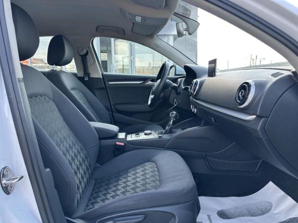 Audi A3 III (8V) с пробегом 2013 года, цена 1 390 000 рублей, 132148 км, седан, Автокод Объявления