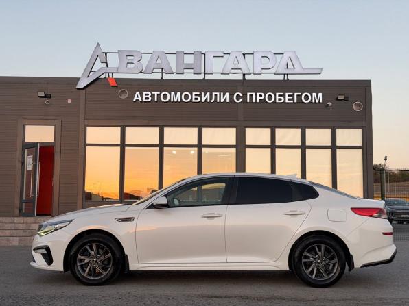 Kia Optima IV Рестайлинг с пробегом 2018 года, цена 1 678 000 рублей, 172580 км, седан, Автокод Объявления