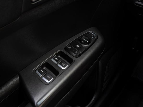 Kia Sportage IV Рестайлинг с пробегом 2019 года, цена 2 370 000 рублей, 93623 км, внедорожник, Автокод Объявления